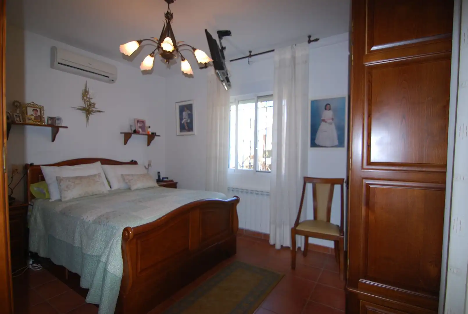 Bedroom of Houses for sale in Navas del Rey  with Heating