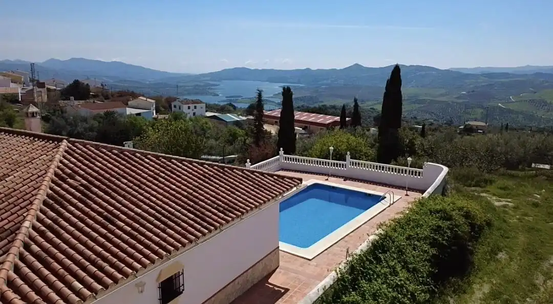 Piscina de Piso en venta en Periana con Trastero