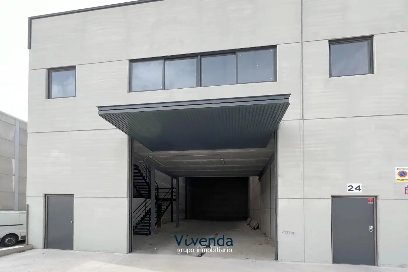 Industriegebäude zur Miete in Calle Santiago Ramón y Cajal, imagen 4