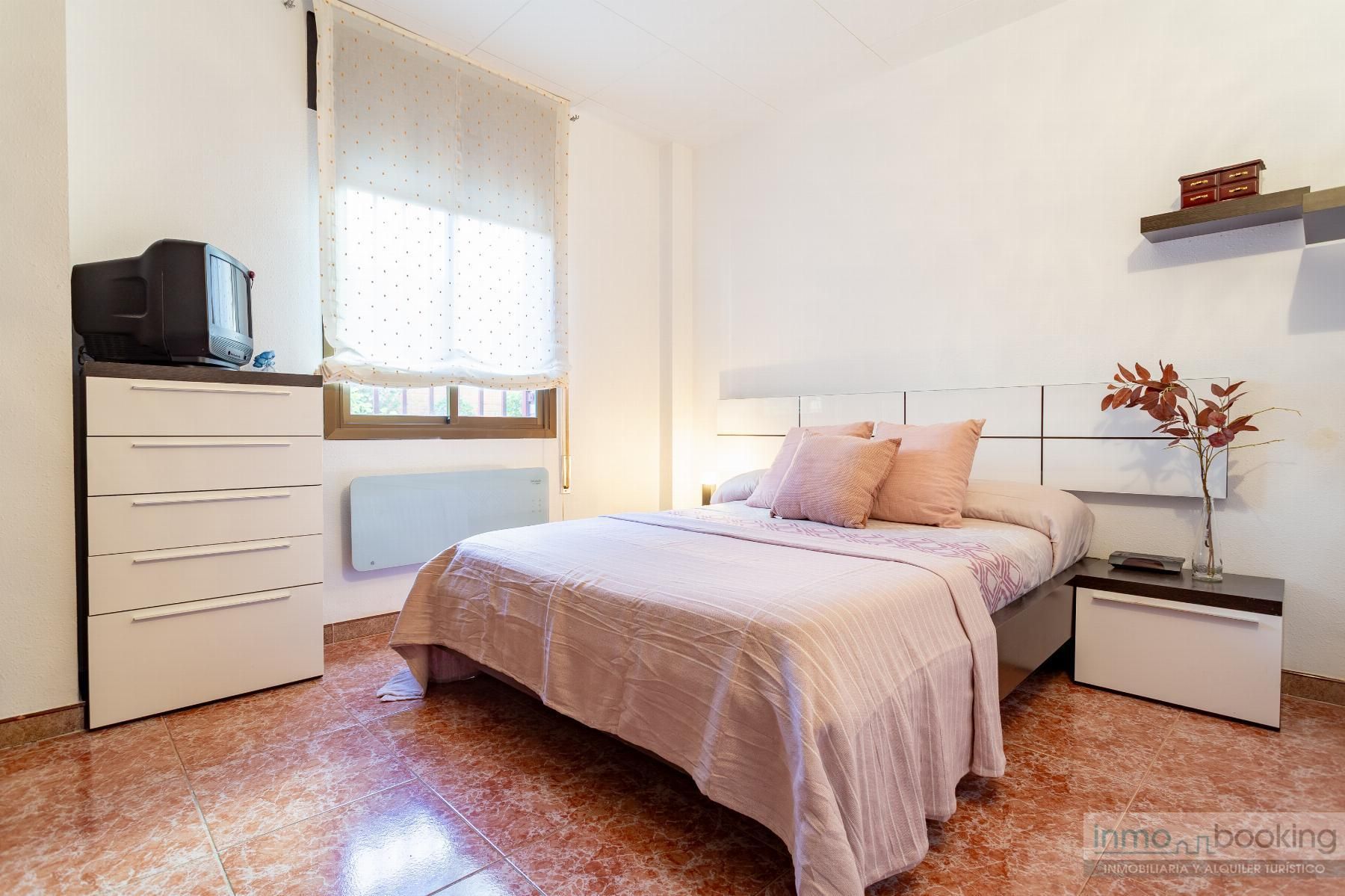 Bedroom of Apartment for sale in Salou  with Air Conditioner, Heating and Terrace