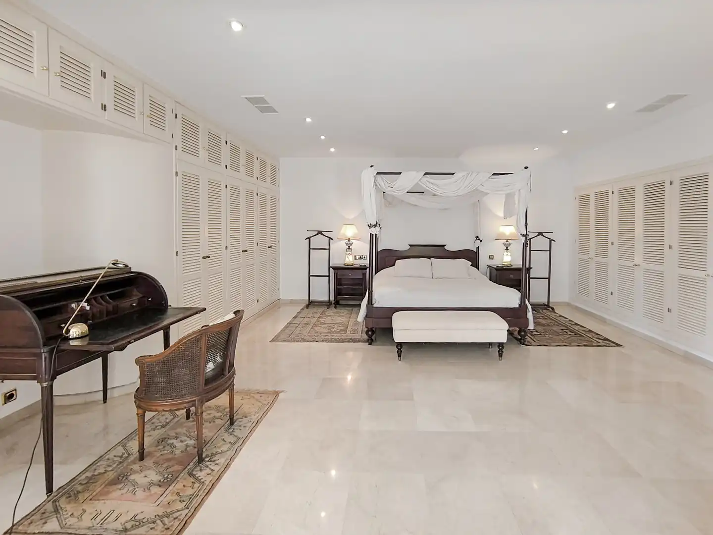 Casa con piscina en venta en Río Real - Los Monteros, imagen 26