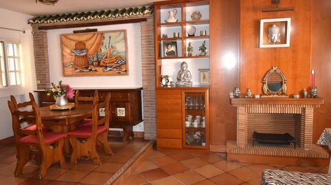 Foto 2 de Casa o chalet en venta en La Carihuela - Los Nidos, Torremolinos