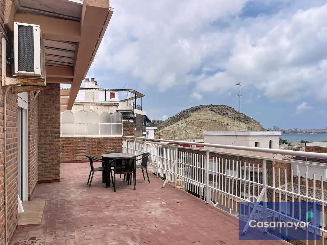 Flat with lift for sale in Calle de la Virgen del Socorro