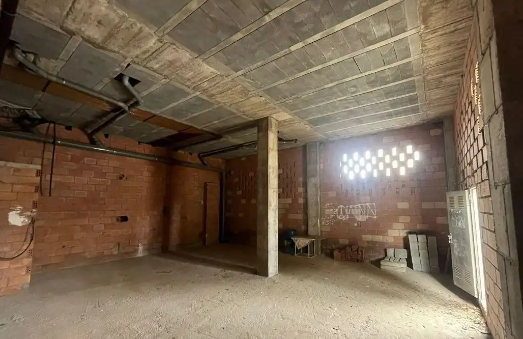Local comercial en venta en Las Flores - Huerta