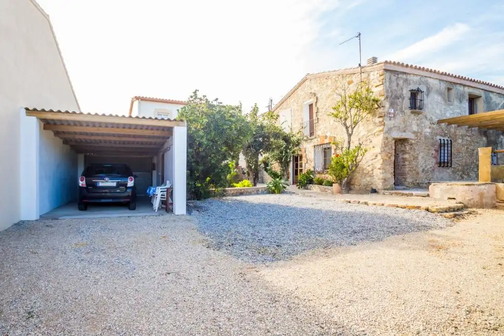 Vista exterior de Casa o xalet en venda en Calonge i Sant Antoni amb Aire condicionat, Calefacció i Jardí privat