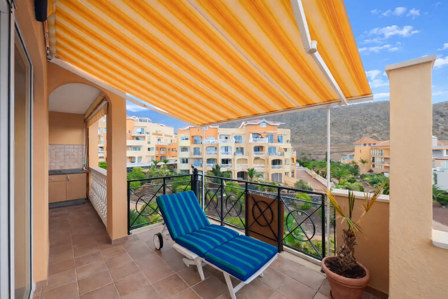 Terraza de Apartamento en venta en Arona con Terraza, Amueblado y Horno