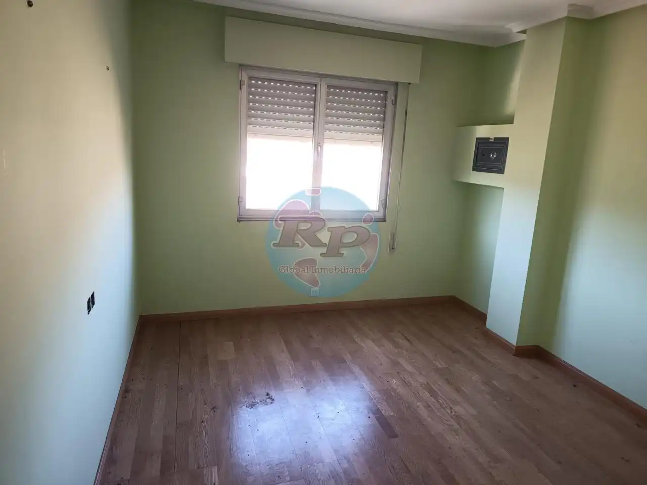 Habitación de Piso en venta en La Robla  con Parquet