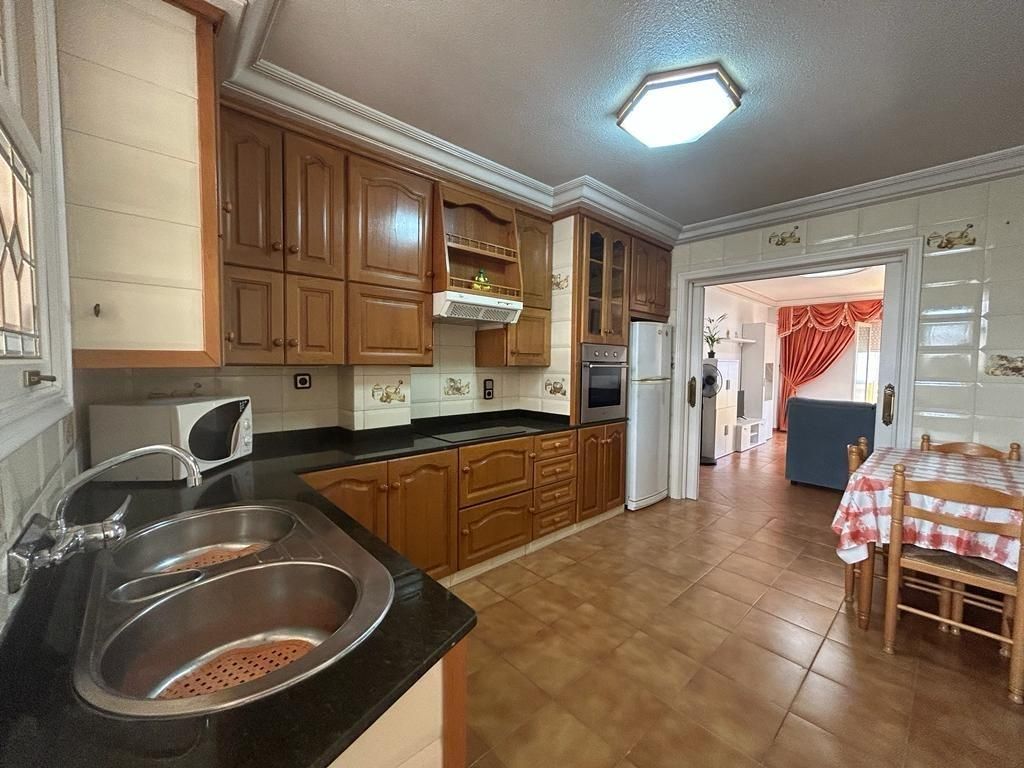 Kitchen of Flat to rent in Elche / Elx  with Balcony