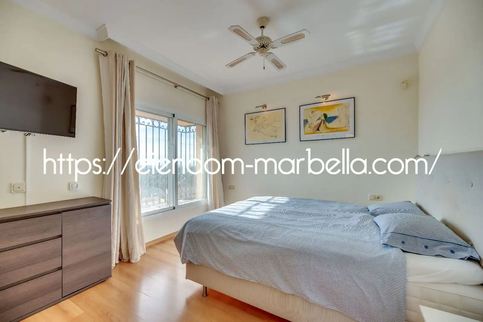 Habitación de Apartamento en venta en Marbella con Aire acondicionado, Calefacción y Terraza