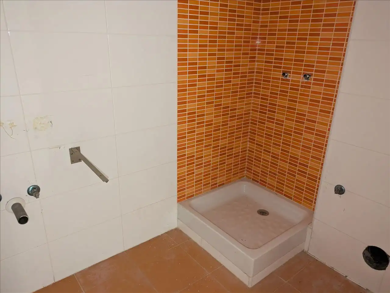 Bathroom of Flat for sale in Móra d'Ebre  with Terrace and Balcony