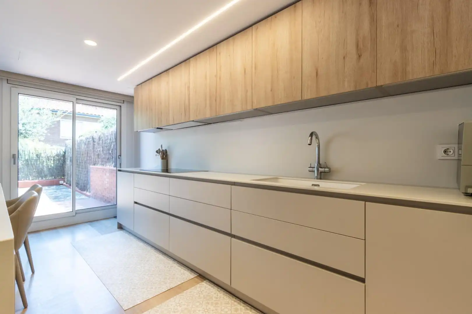 Cocina de Casa adosada en venta en Sant Quirze del Vallès con Aire acondicionado, Calefacción y Parquet