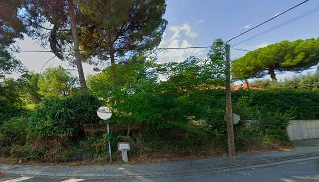 Terreno residencial en Venta en Carrer PIN I SOLER en Bellaterra