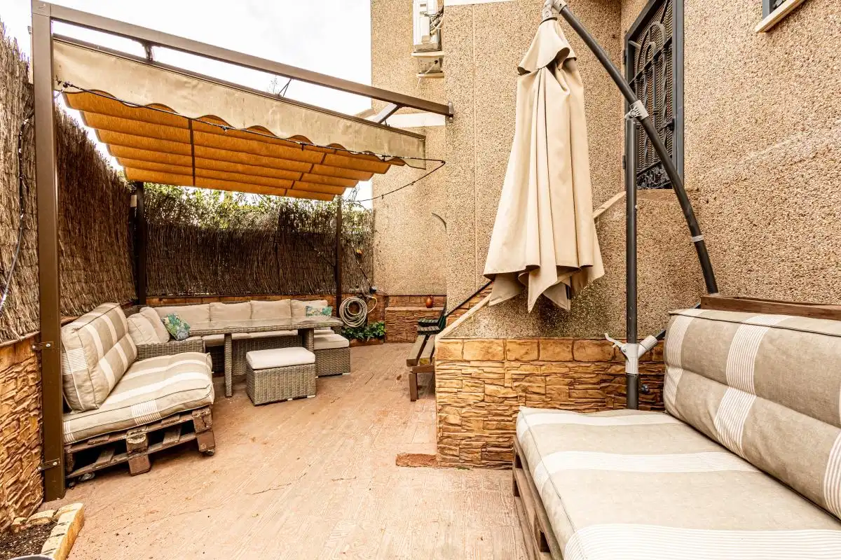 Terrassa de Casa adosada en venda en Valdemoro amb Aire condicionat, Calefacció i Jardí privat