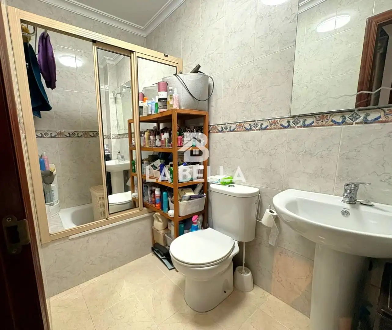 Bathroom of Houses for sale in Sevilla  with Air Conditioner and Furnished