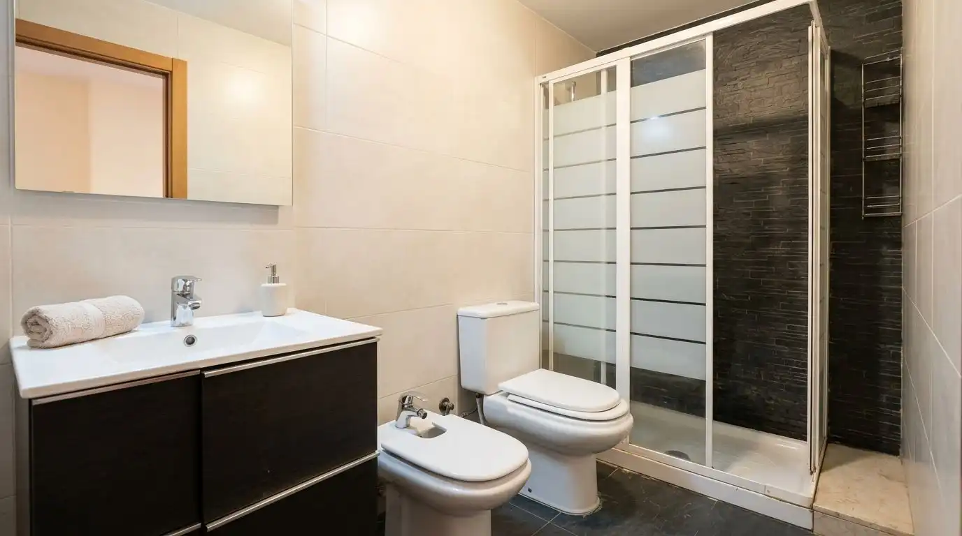 Baño de Piso en venta en Llevant