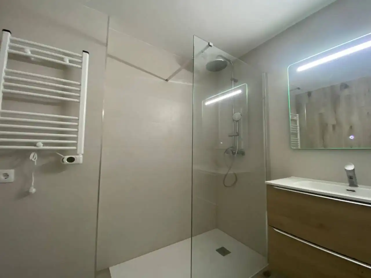 Bathroom of Flat for sale in Briviesca  with Heating and Terrace