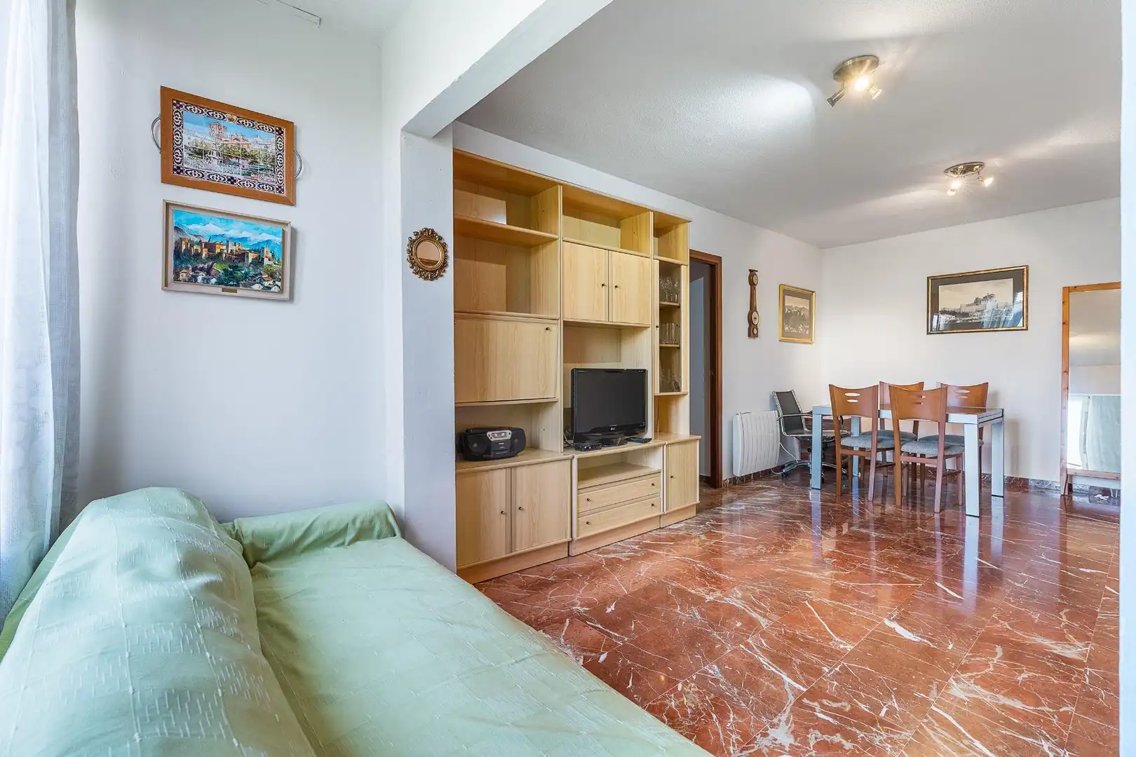 Sala d'estar de Pis en venda en Granada amb Aire condicionat i Calefacció