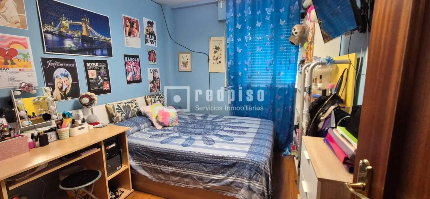 Habitación de Piso en venta en Galapagar con Calefacción, Terraza y Piscina