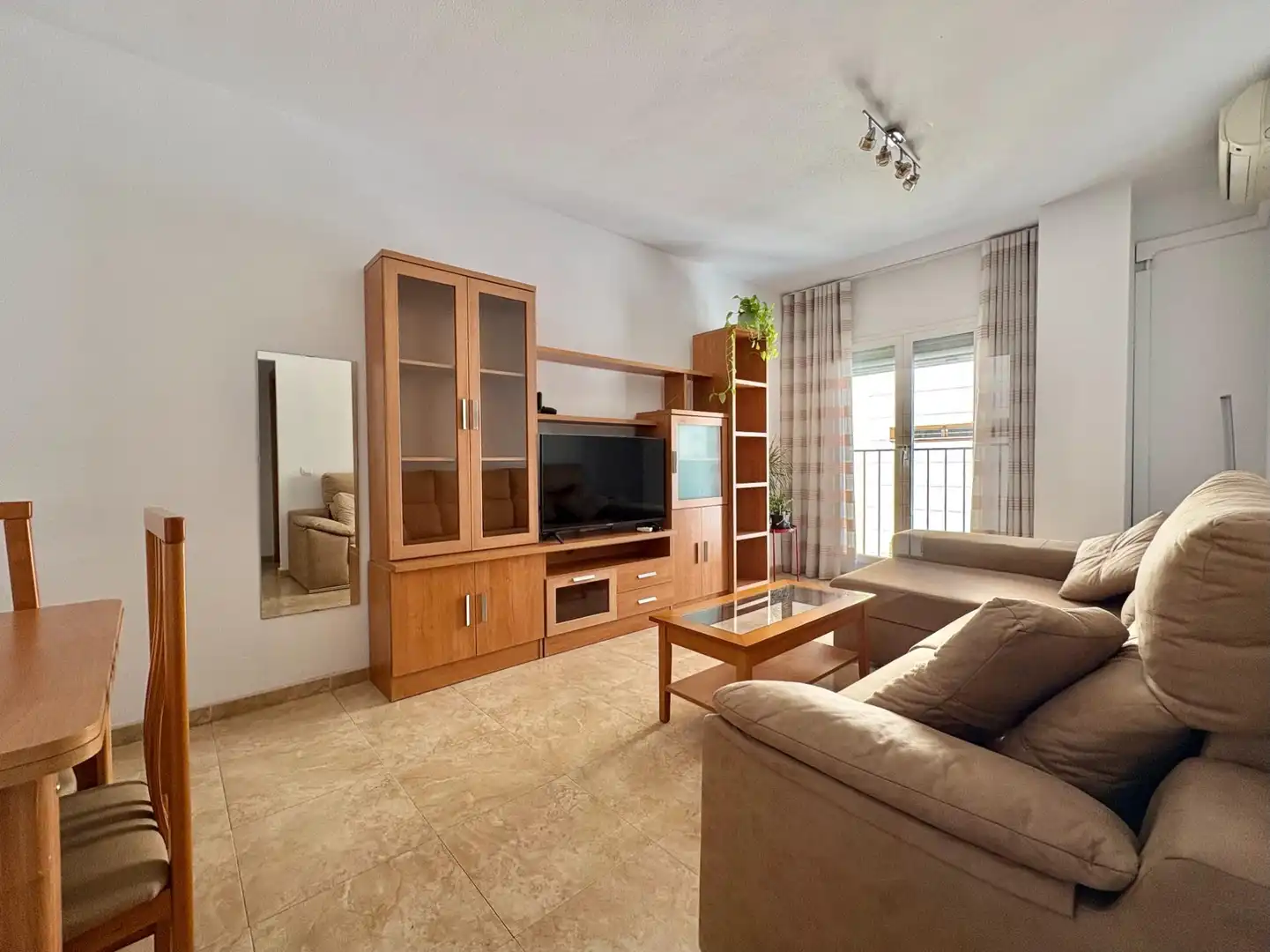 Living room of Flat for rent in Málaga  with Air Conditioner, Storage room and Furnished