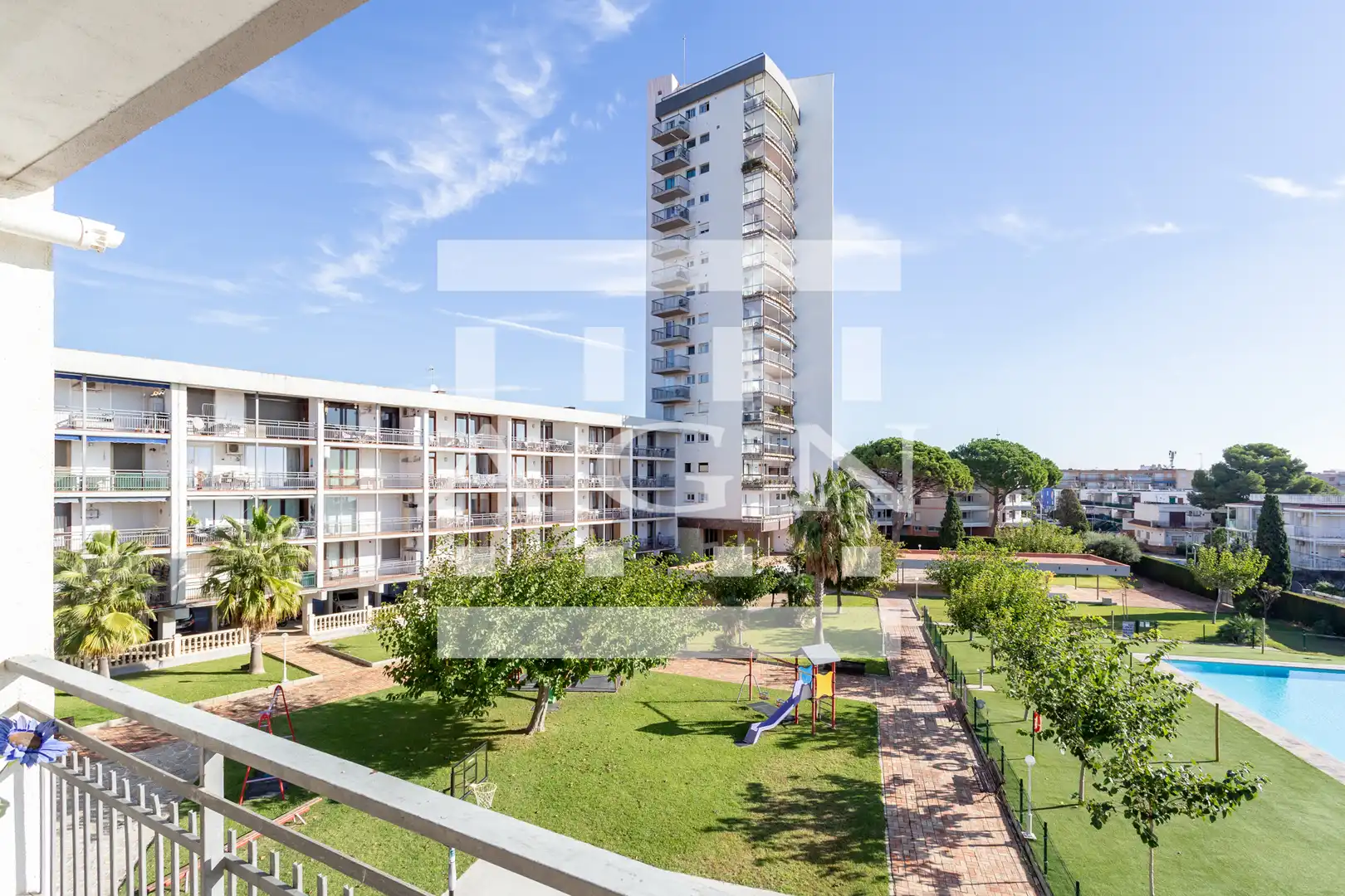 Vista exterior de Piso en venta en Cambrils con Calefacción, Terraza y Amueblado