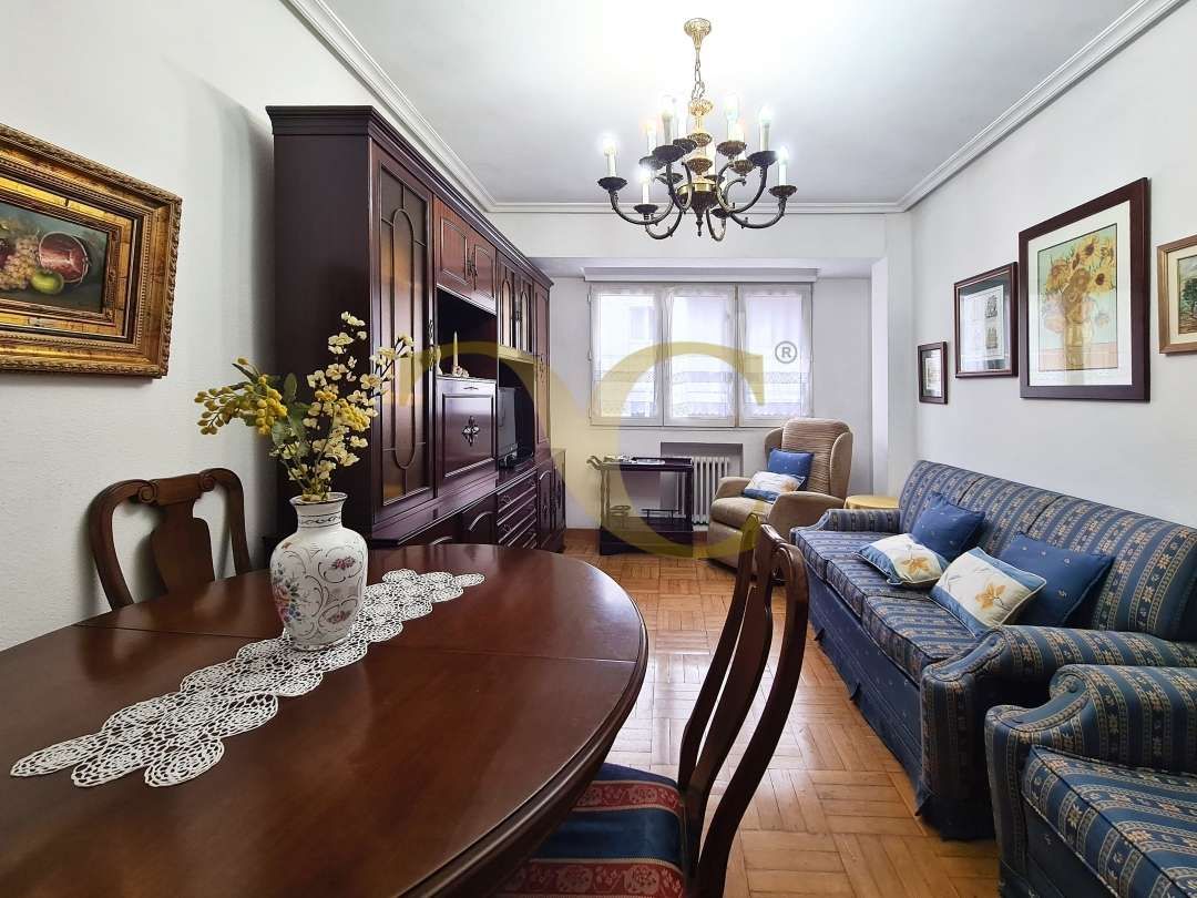 Living room of Flat for sale in Oviedo   with Heating