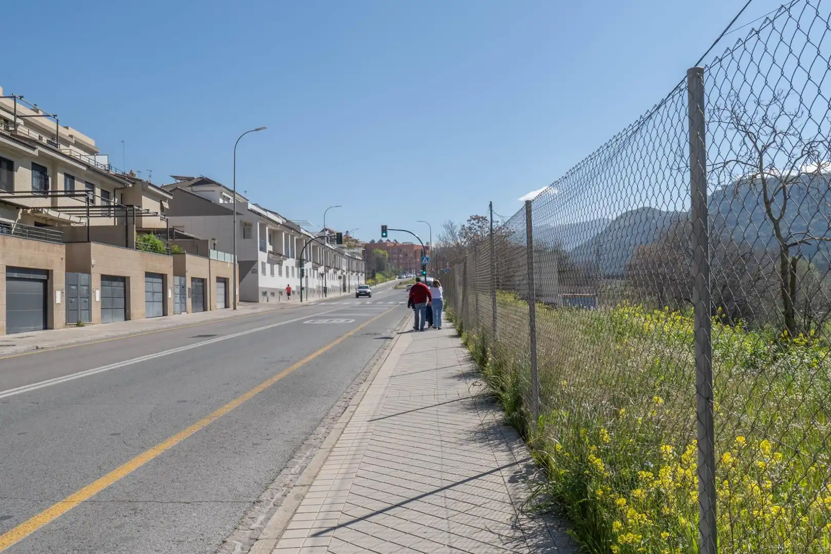 Vista exterior de Casa o xalet en venda en Granada amb Calefacció, Terrassa i Traster