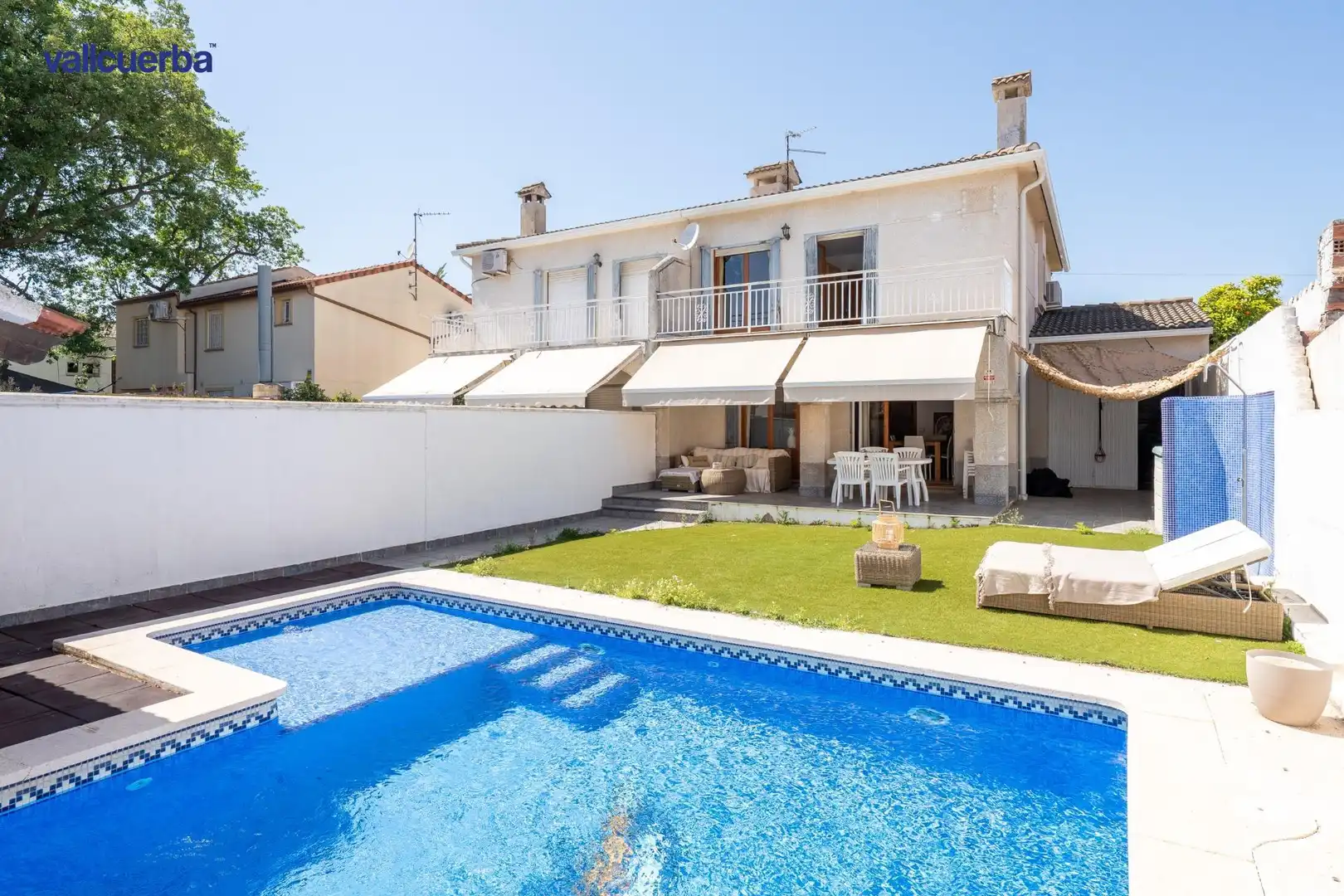 Jardí de Casa adosada en venda en Cambrils amb Aire condicionat, Calefacció i Jardí privat