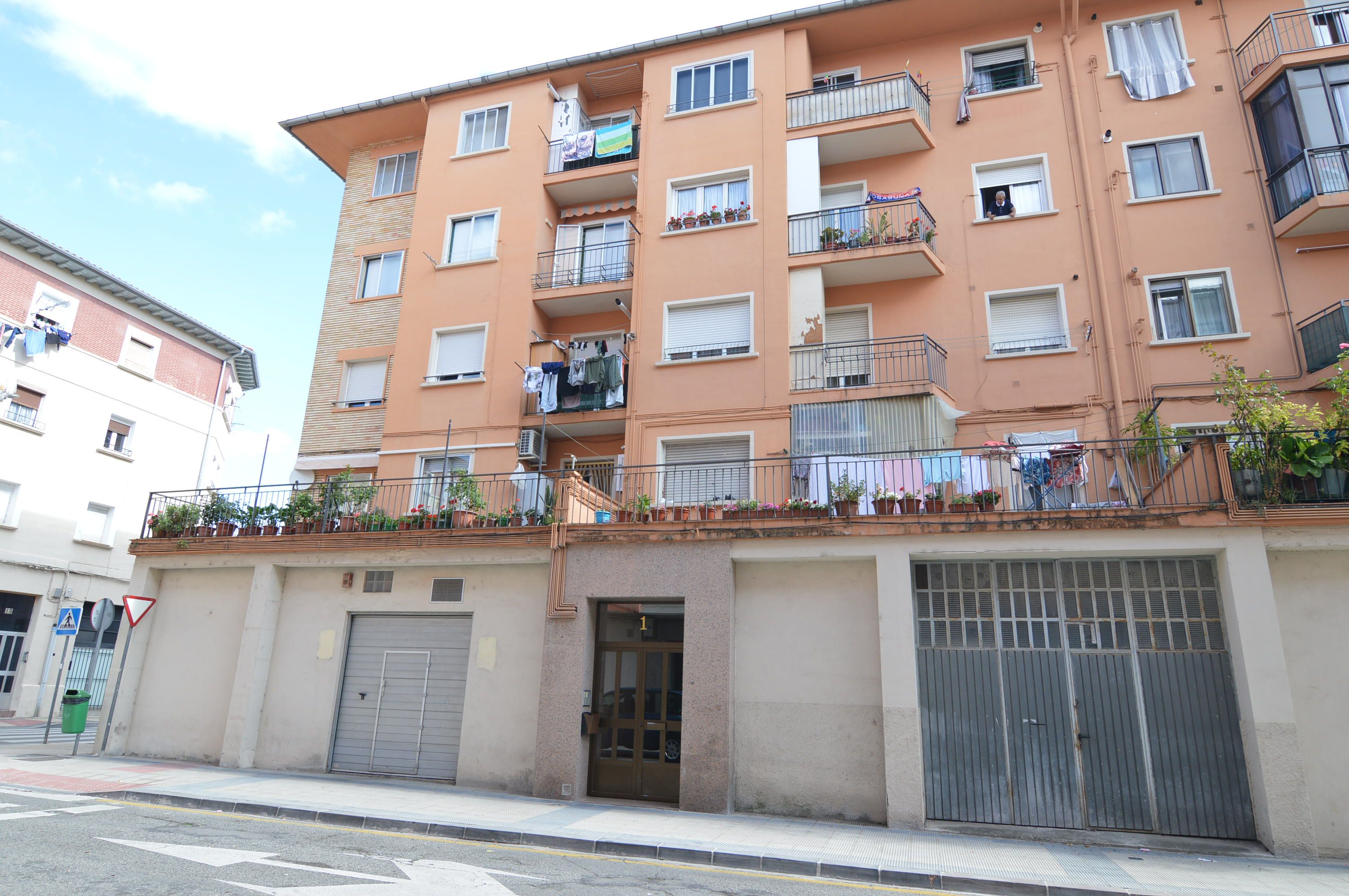 Vista exterior de Piso en venta en Monzón