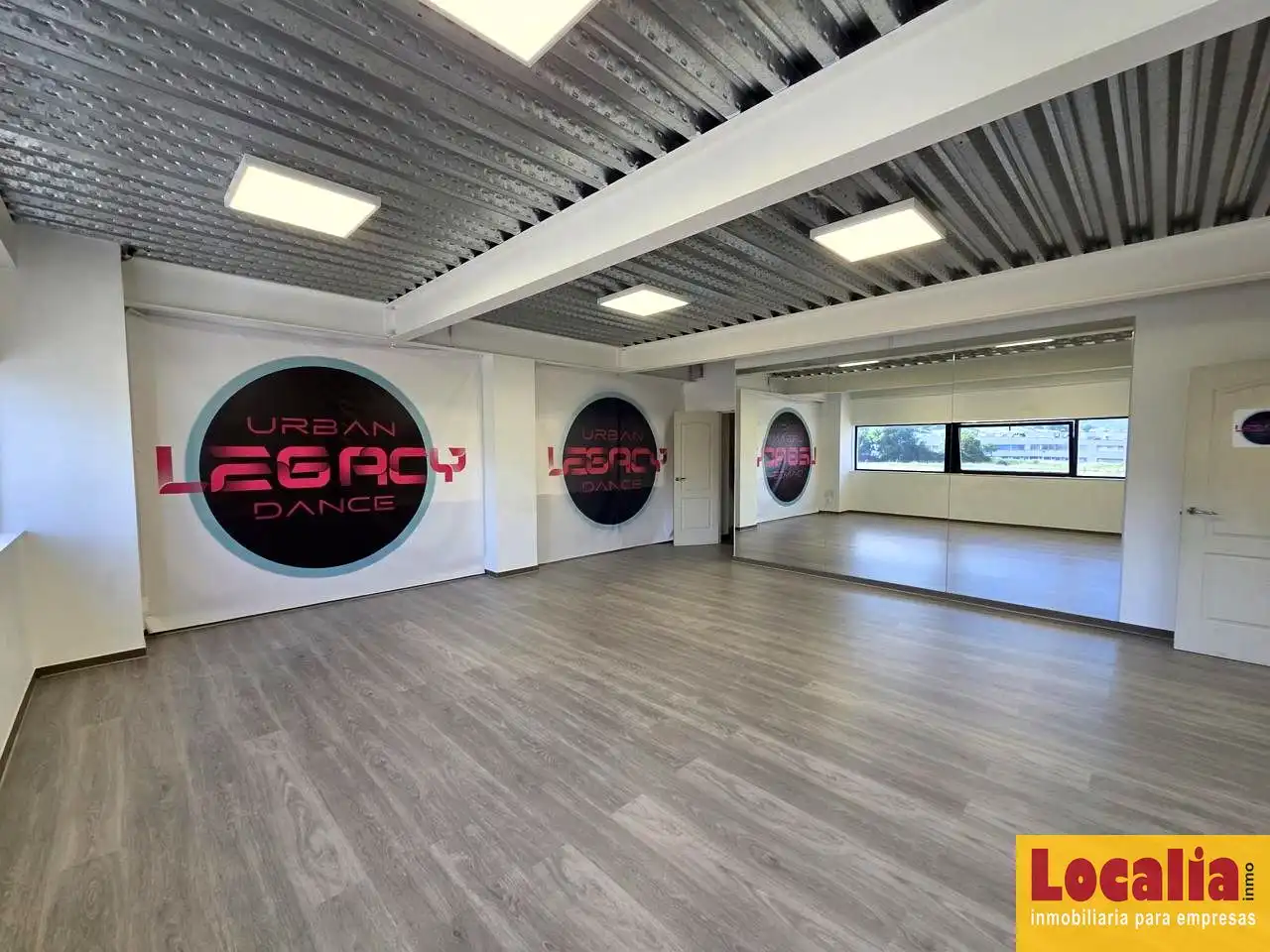 Industrial buildings for rent in San Felices de Buelna
