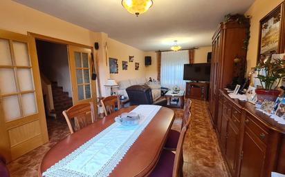 Living room of Single-family semi-detached for sale in Moralzarzal  with Terrace