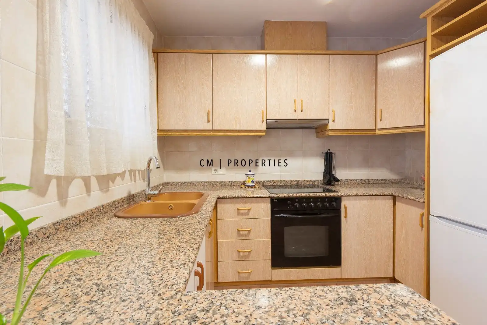 Kitchen of Detached homes for sale in Sagunto / Sagunt  with Air Conditioner, Terrace and Oven