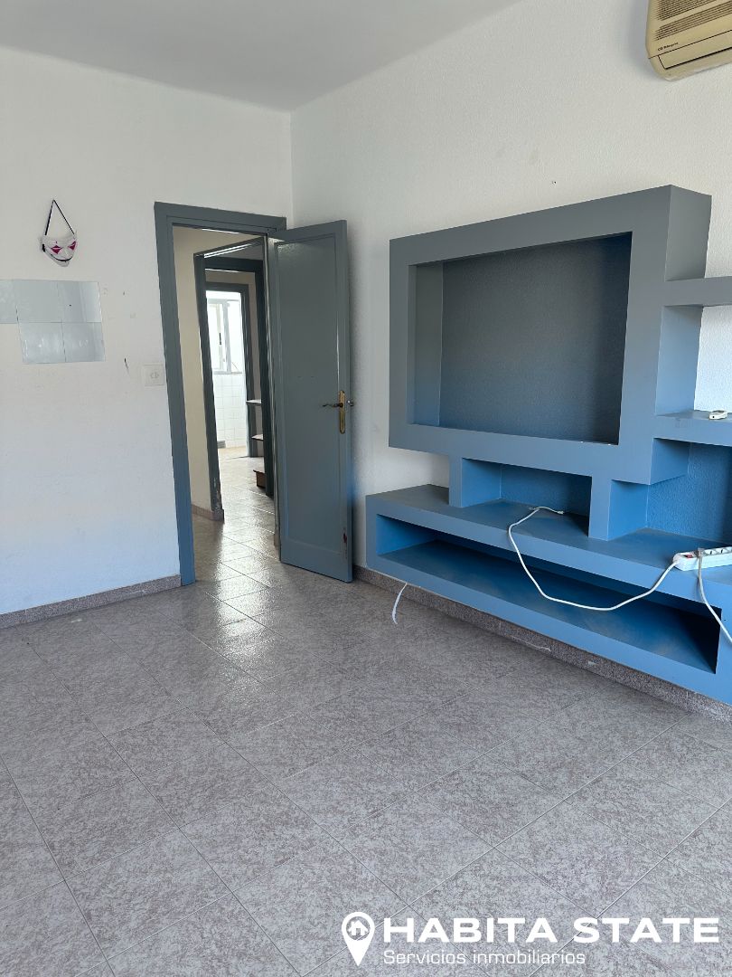 Flat for sale in  Almería Capital