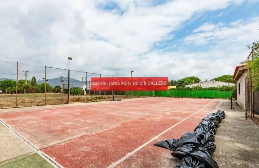 Vista exterior de Casa o chalet en venta en Castellón de la Plana / Castelló de la Plana con Jardín privado, Terraza y Piscina