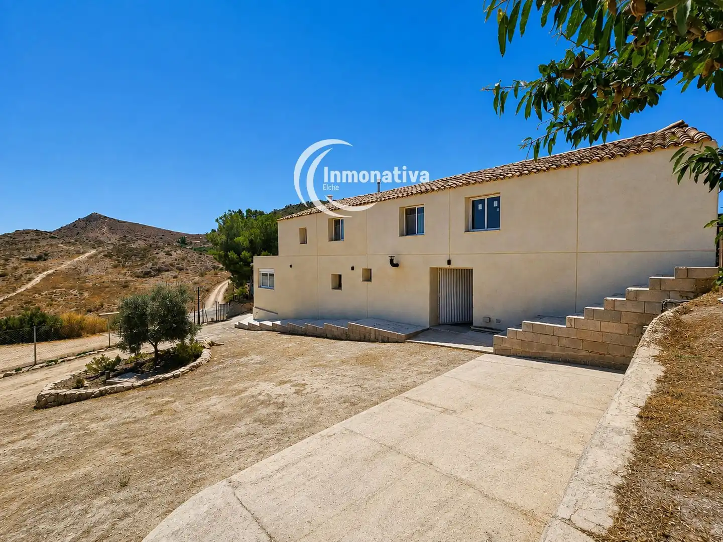 Exterior view of Houses for sale in Pedanías Oeste