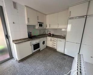 Cuina de Apartament de lloguer en Badajoz Capital amb Aire condicionat