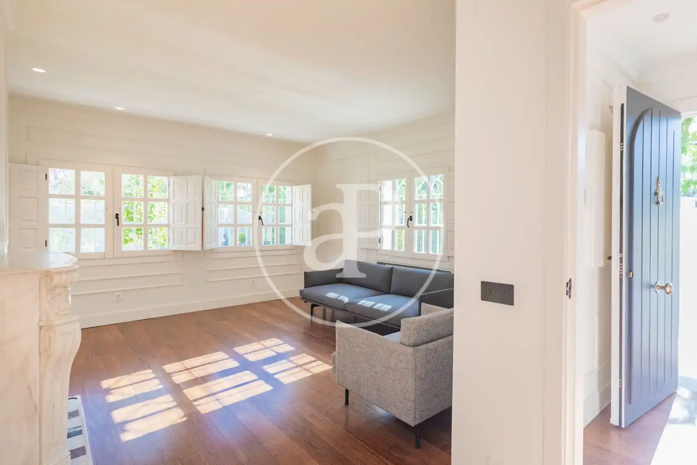 Living room of Houses for rent in Madrid  with Air Conditioner, Heating and Private garden