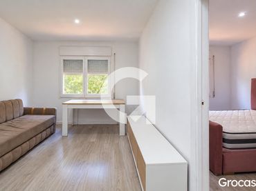 Wohnung zum Verkauf in CL CASTELAO DE
