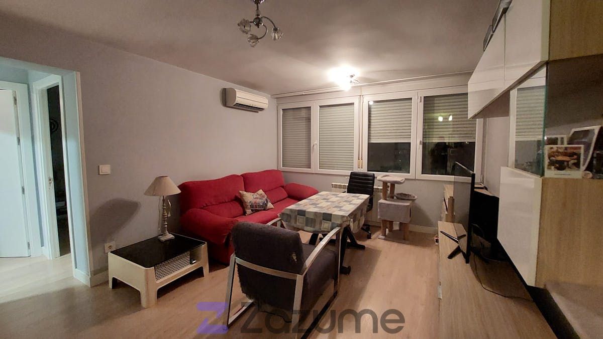 Flat to rent in C. de la Marroquina, Marroquina