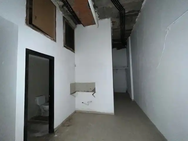Local comercial en venda a Avinguda de la Pau 18, imagen 7