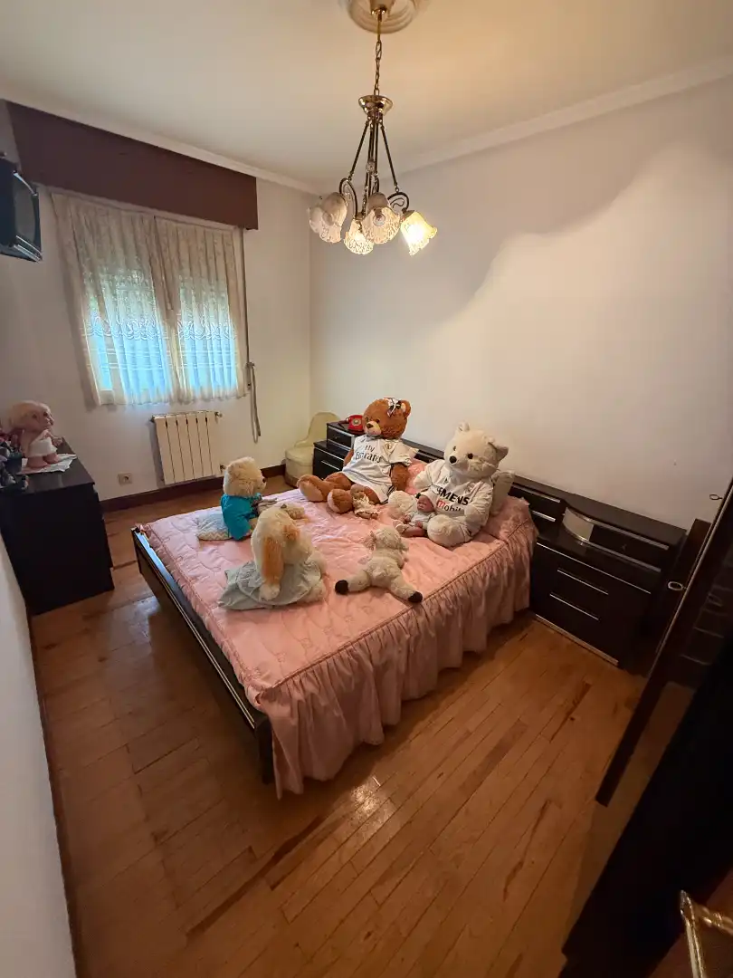 Habitación de Piso en venta en Barakaldo  con Calefacción, Trastero y Amueblado