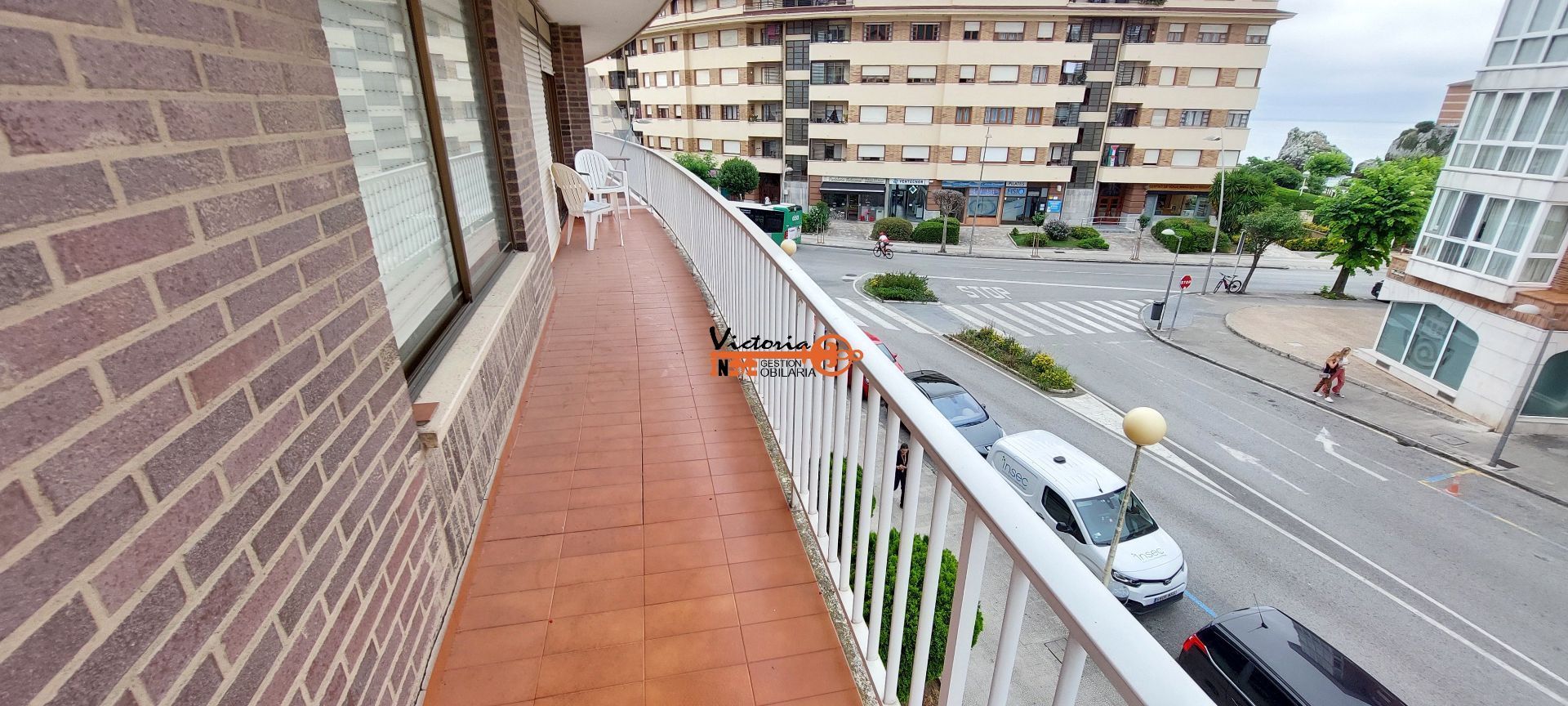 Vista exterior de Pis en venda en Castro-Urdiales amb Calefacció, Terrassa i Traster