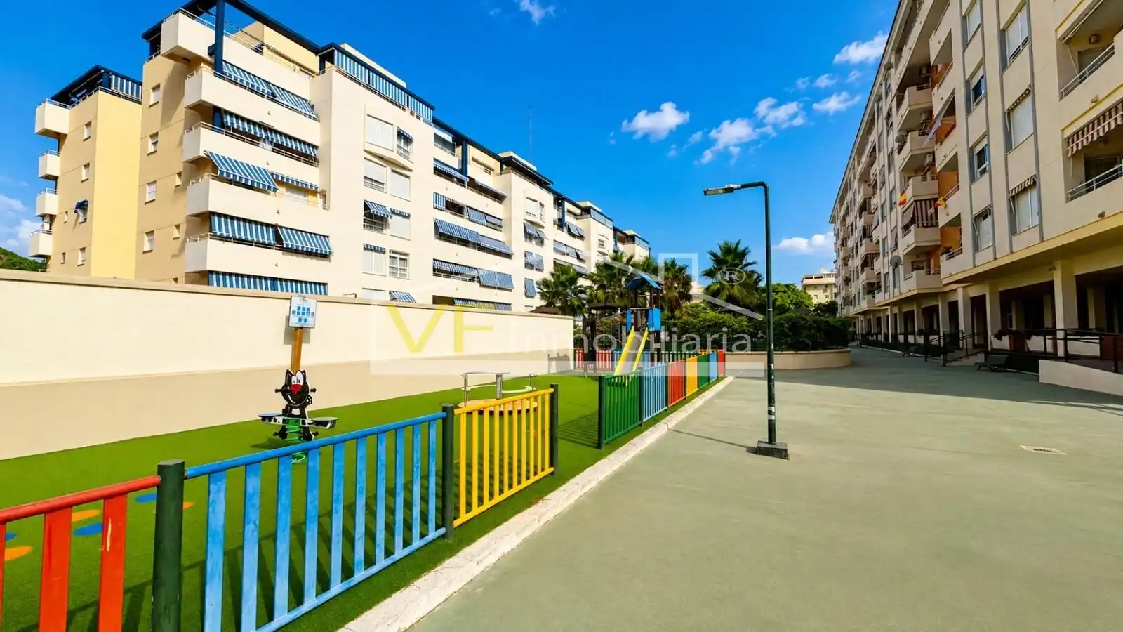 Vista exterior de Piso en venta en Málaga con Aire acondicionado, Jardín privado y Terraza