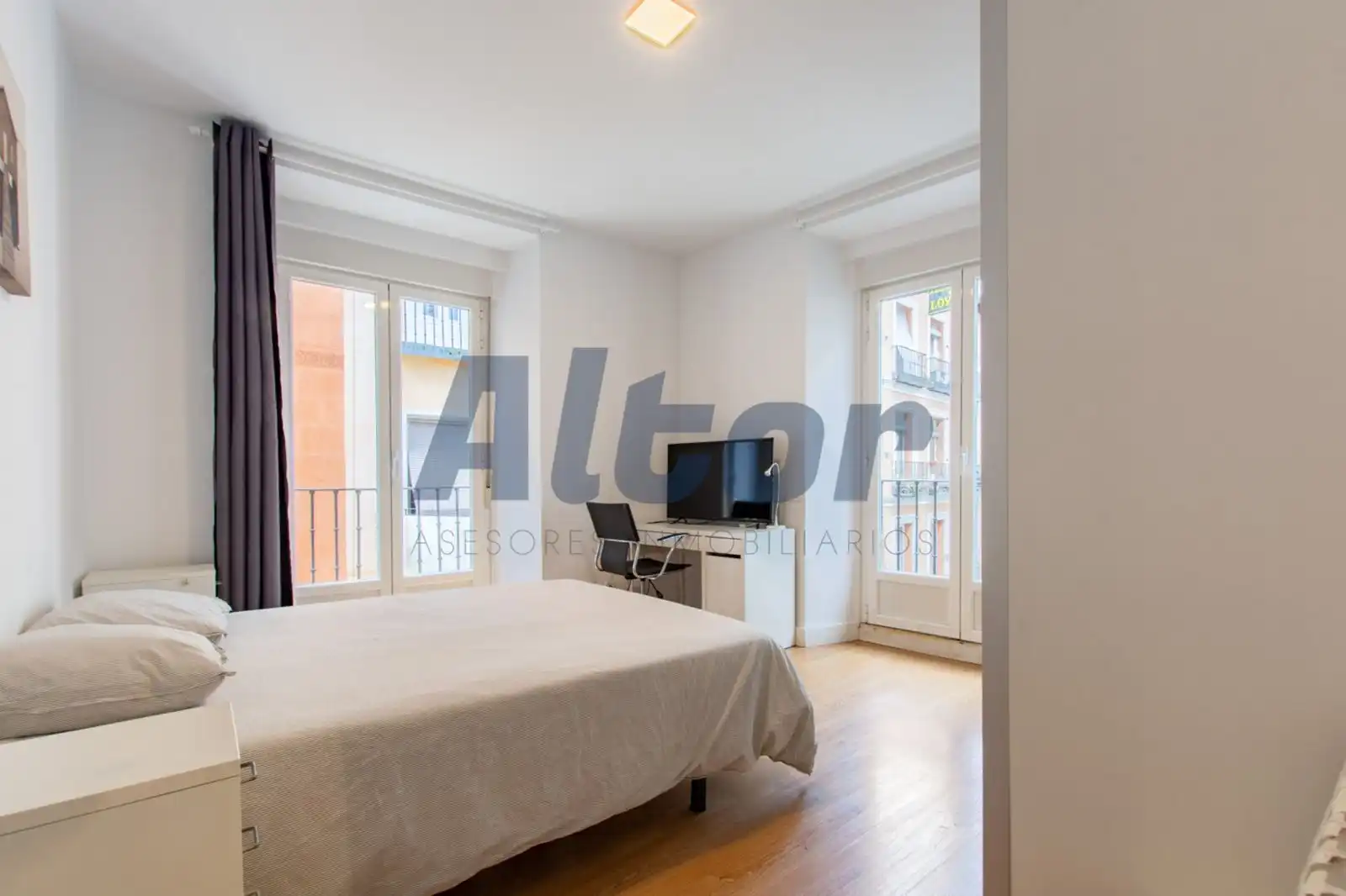 Wohnung zur Miete in DE LA MADERA, Universidad - Malasaña