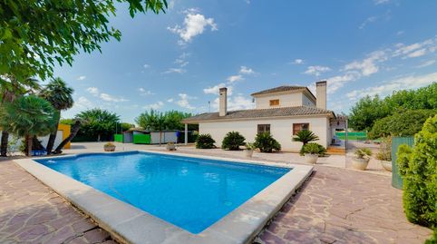 Villa en venta en Almoradí