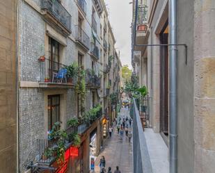 Exterior view of Flat for sale in  Barcelona Capital  with Heating and Balcony