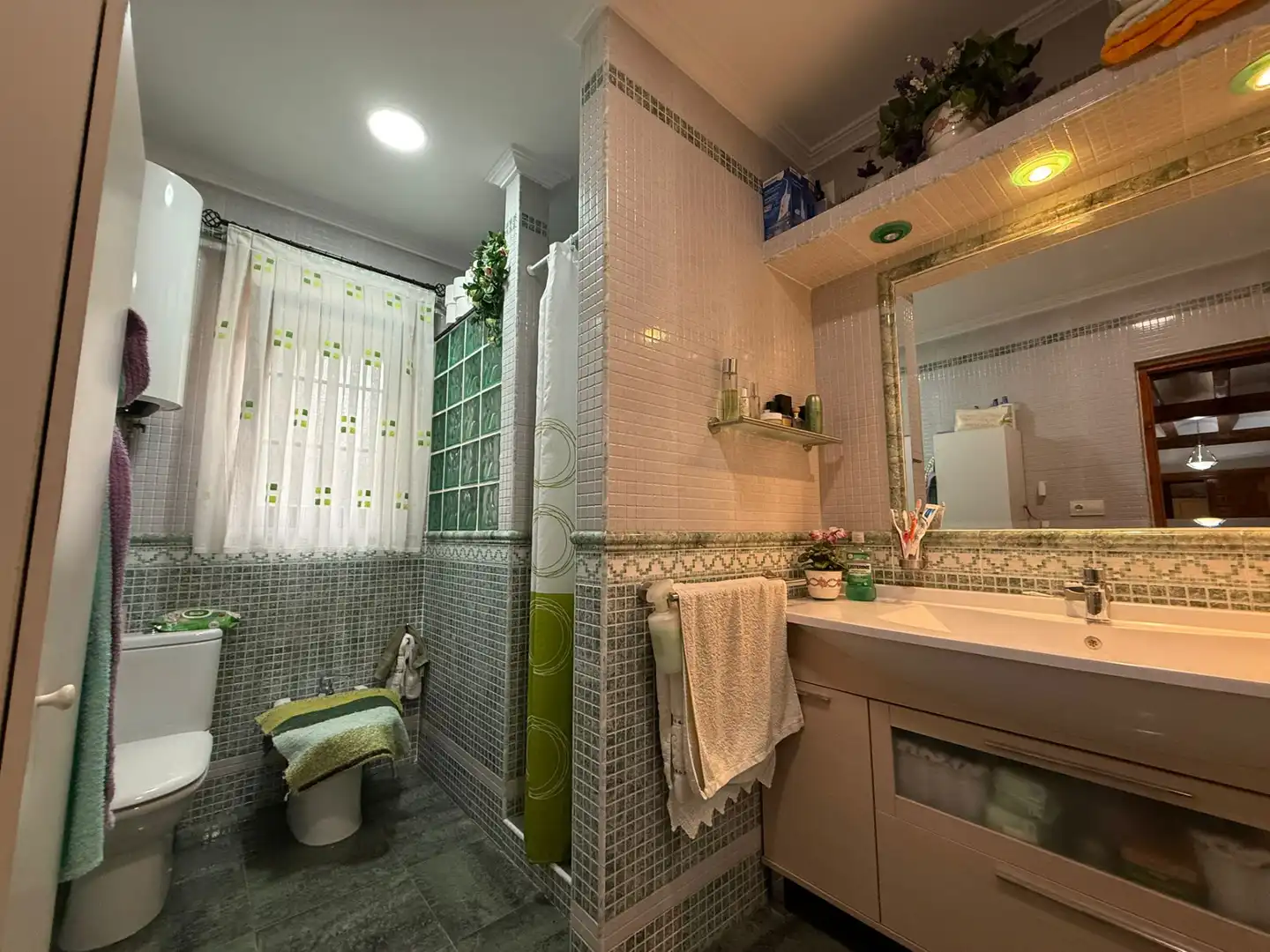 Badezimmer von Haus oder Chalet zum Verkauf in Elda mit Klimaanlage, Heizung und Privatgarten