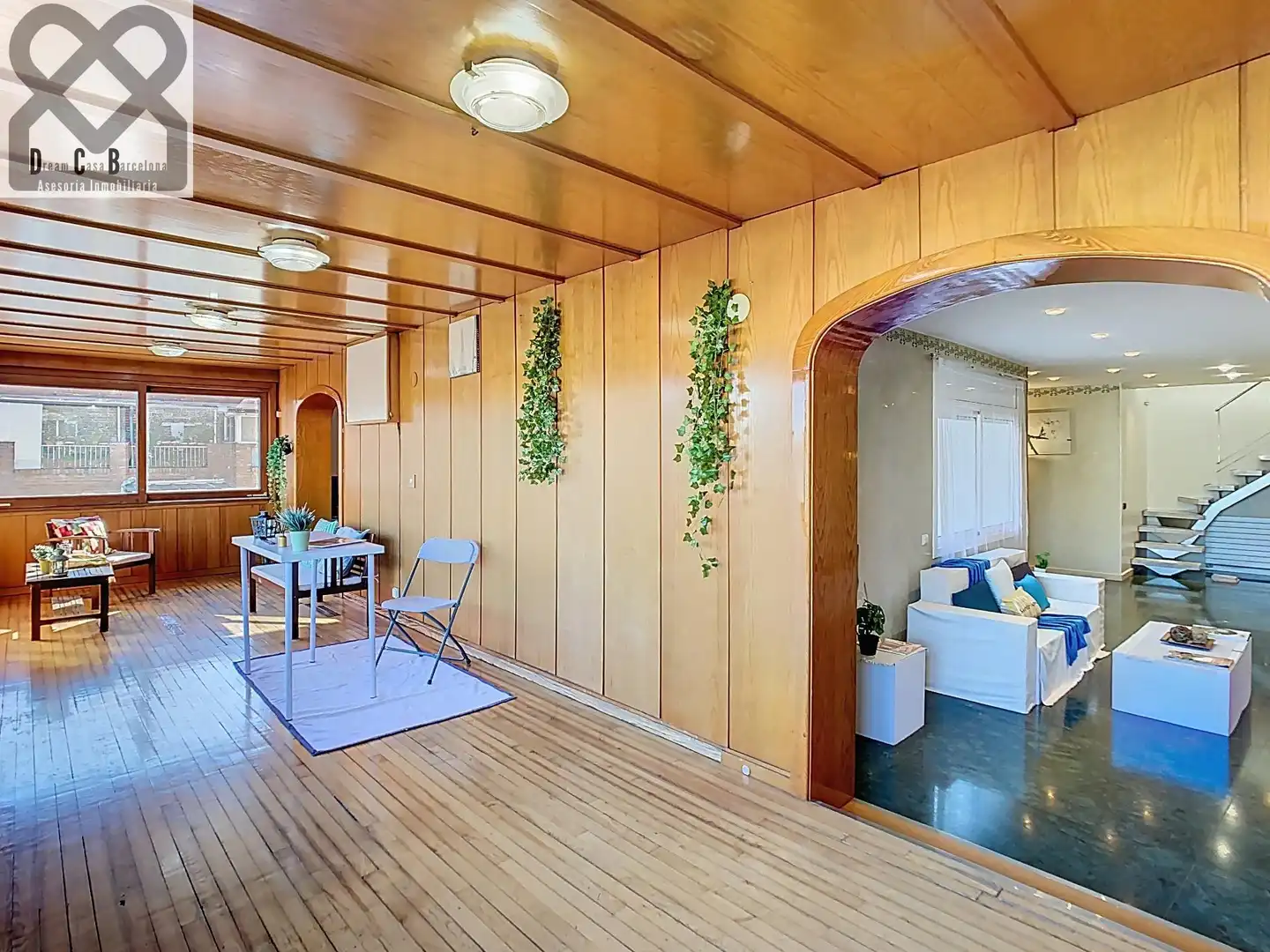 Esszimmer von Dachboden zum Verkauf in Barcelona mit Heizung und Terrasse