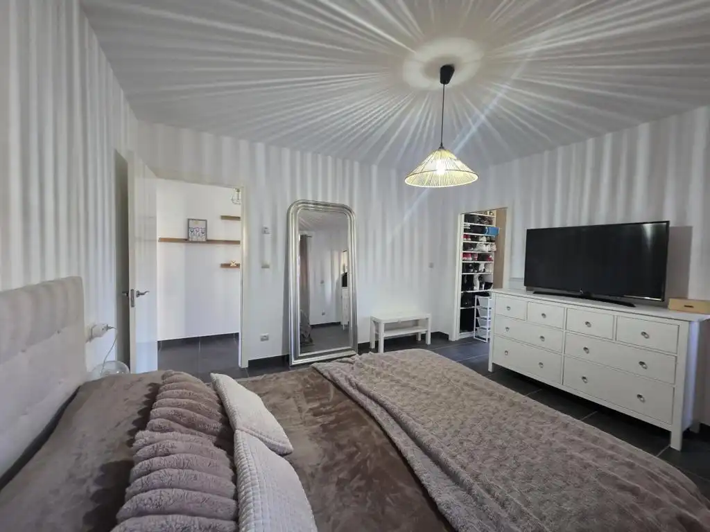 Habitación de Casa o chalet en venta en Boiro con Calefacción, Jardín privado y Parquet