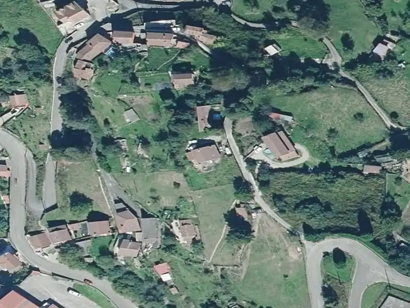Terreny residencial en venda a CS BEDABO 25