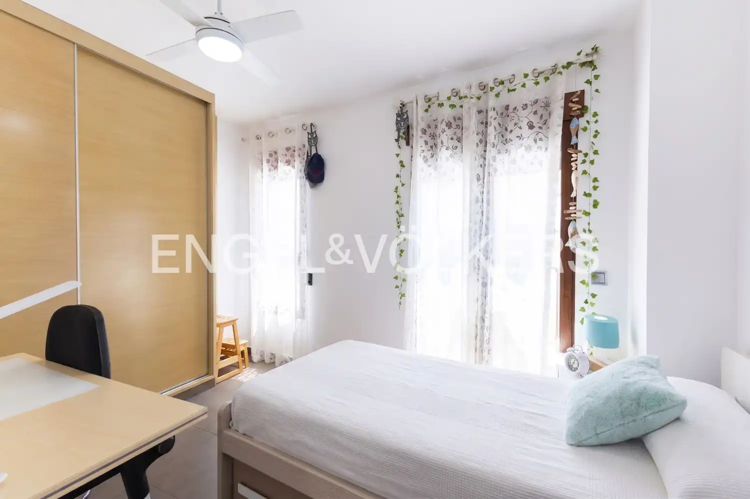 Dormitori de Casa o xalet de lloguer en Valencia amb Aire condicionat, Calefacció i Terrassa